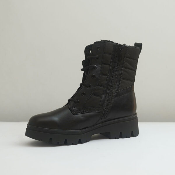 Black Tamaris Winter Boots